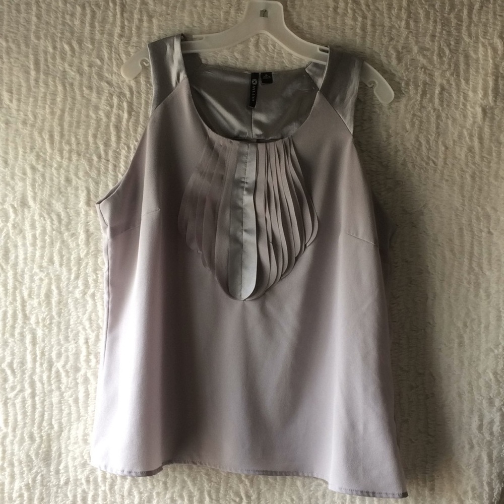 Sleeveless top.